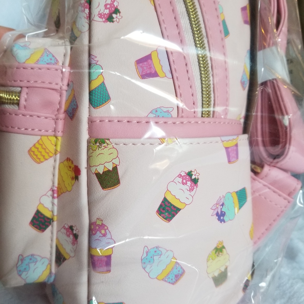 Loungefly x Disney princess ice cream minibackpack + cardholder. - Picture 5 of 6
